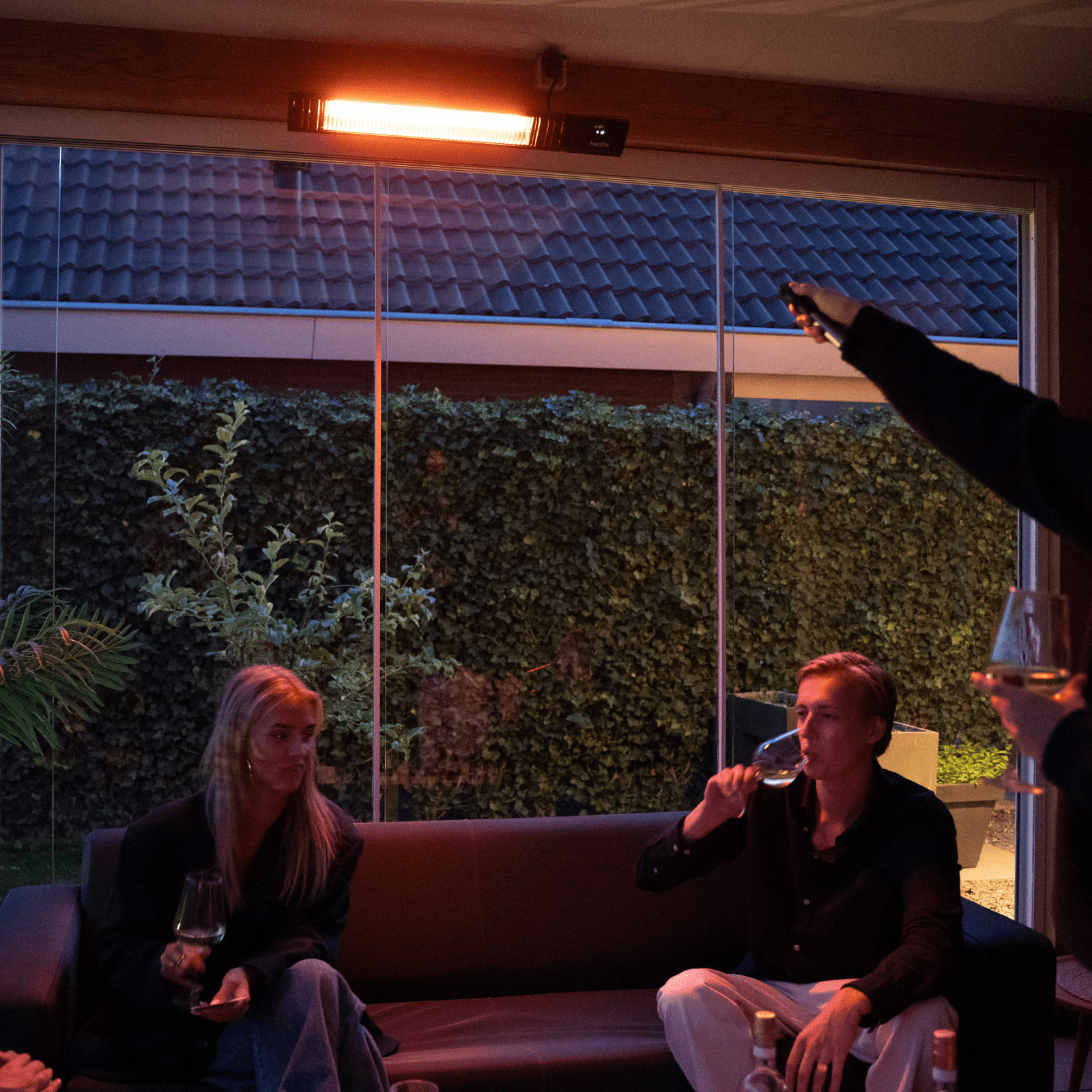 SMART Wandmodel Heater 2500W | Heatix Terrasverwarmer